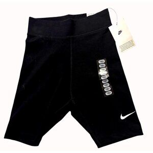 Nike Women's Tight Fit High Rise‎ 8" Length Shorts SZ XS Cotton/Polyester Black